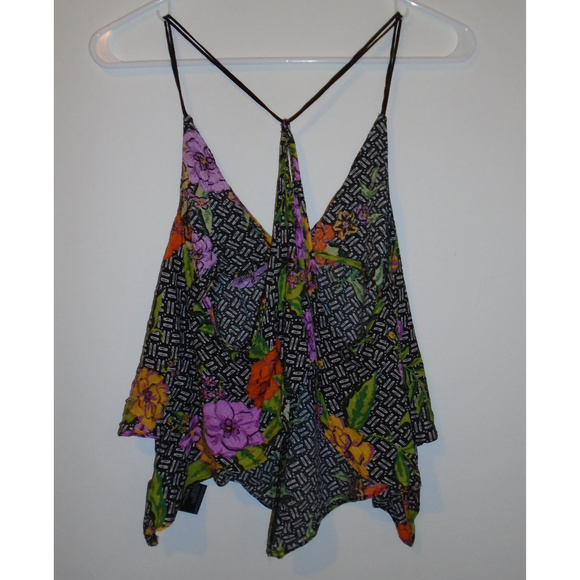 Urban Outfitters Ecote Flowers Backless Top - Picture 2 of 6
